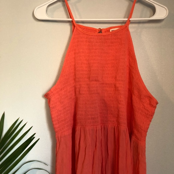 Coral Dress - Picture 2 of 3